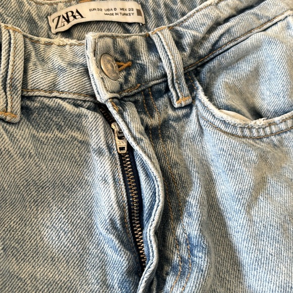 Zara straight leg jeans. - Picture 6 of 7